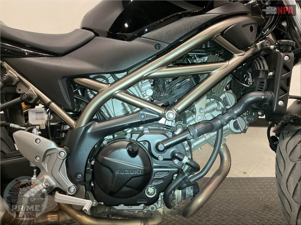 2022 Suzuki SV650 — фото 7