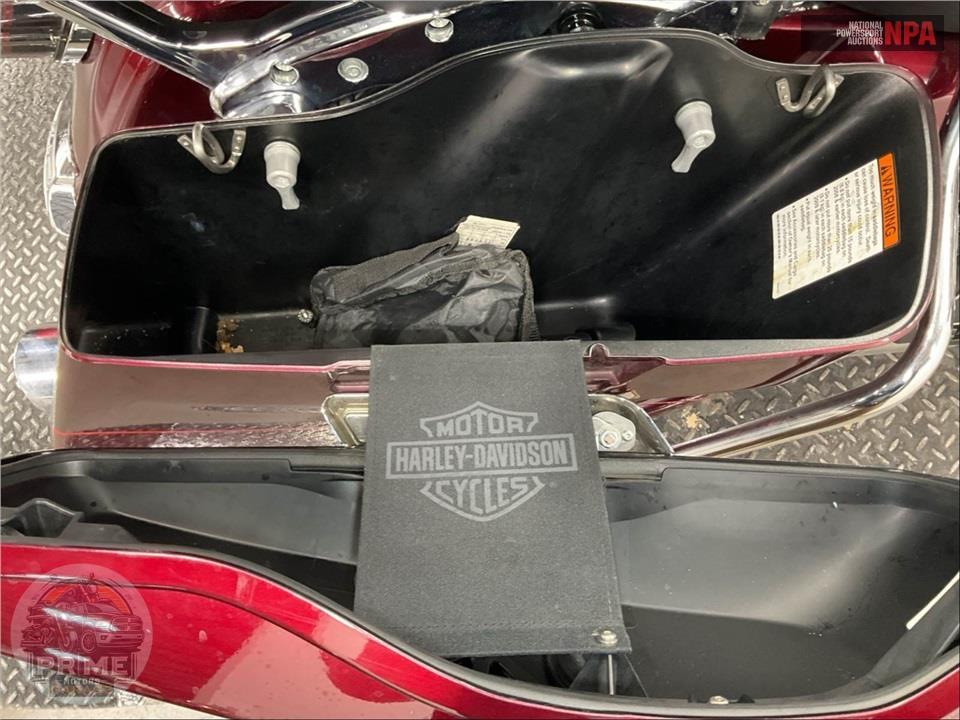 2017 Harley-Davidson FLHTK ULTRA LIMITED — фото 22
