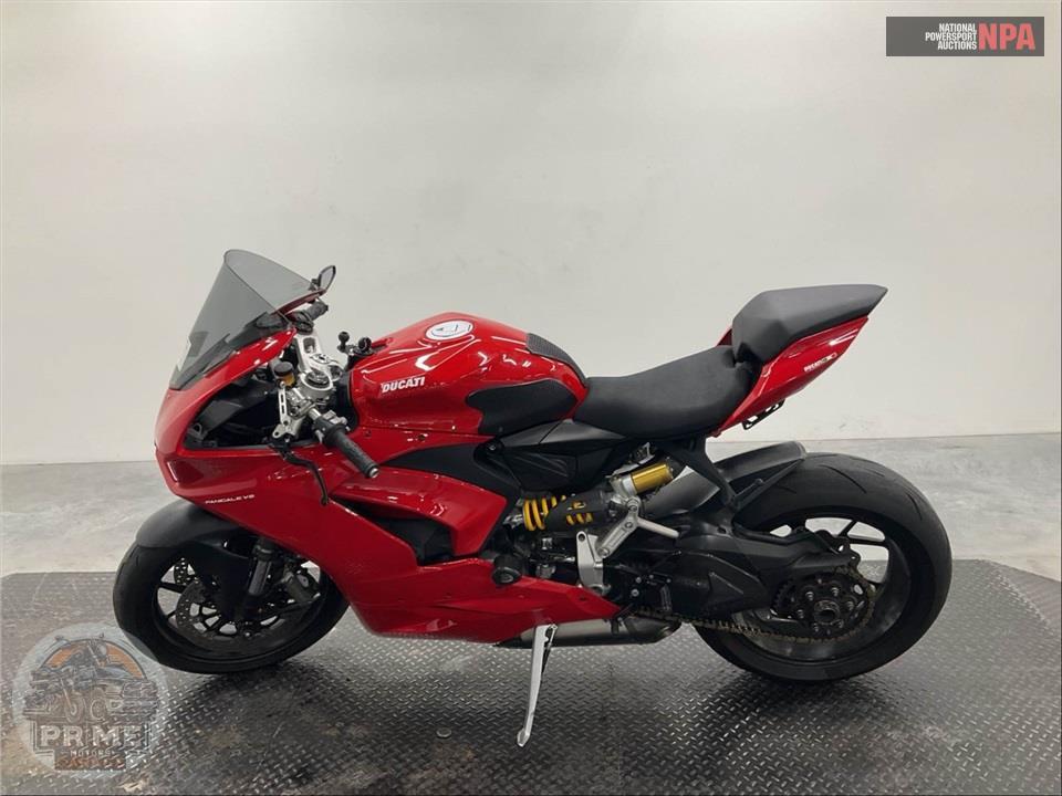 2021 Ducati PANIGALE V2 — фото 3