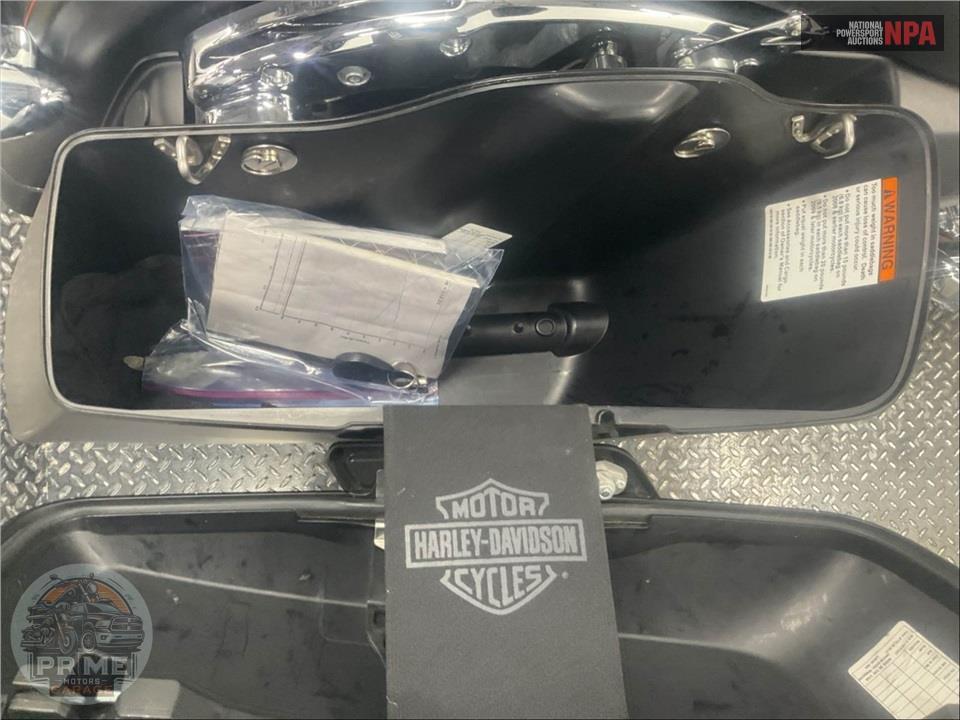 2015 Harley-Davidson FLHXS STREET GLIDE SPECIAL — фото 22