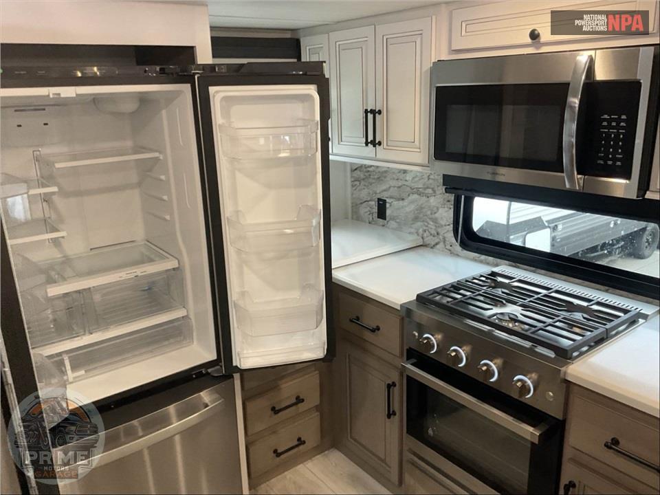 2024 Keystone Rv M-3901 RK - MONTANA LEGACY EDITION FIFTH WHEEL SERIES — фото 13