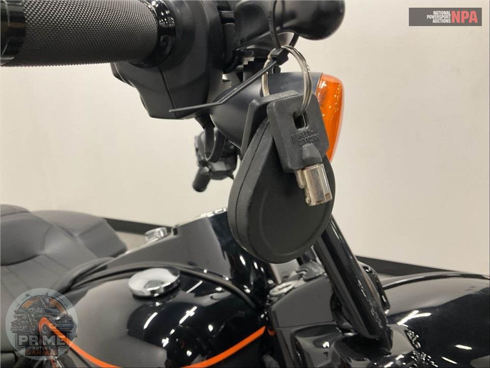 2022 Harley-Davidson FLHRXS ROAD KING SPECIAL — фото 11