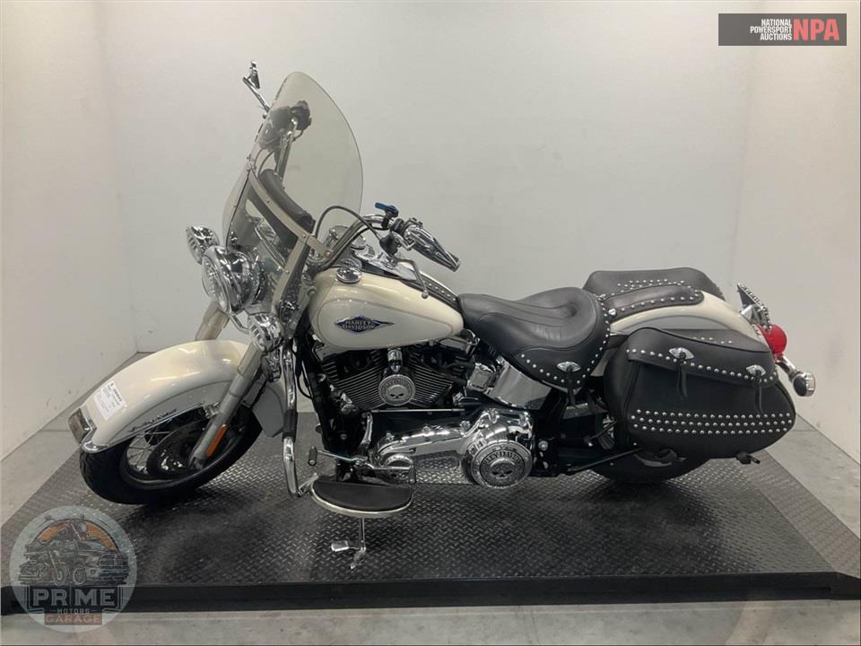 2014 Harley-Davidson FLSTC HERITAGE SOFTAIL CLASSIC — фото 3