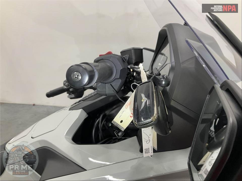 2026 Honda GL1800D GOLD WING TOUR AUTOMATIC DCT — фото 10