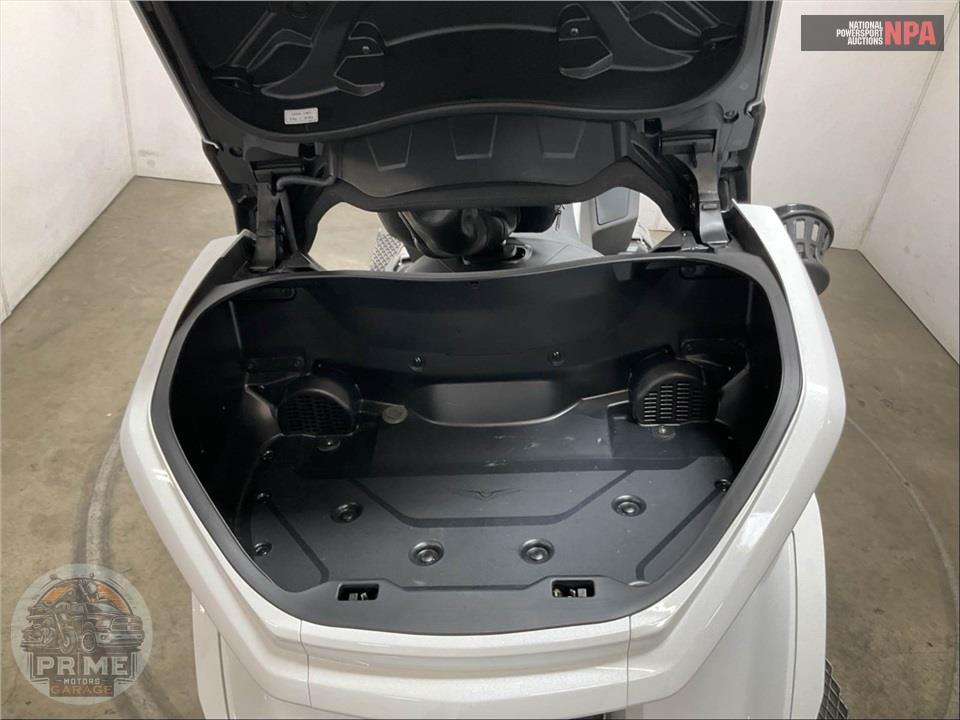 2024 Honda GL1800D GOLDWING TOUR DCT — фото 18