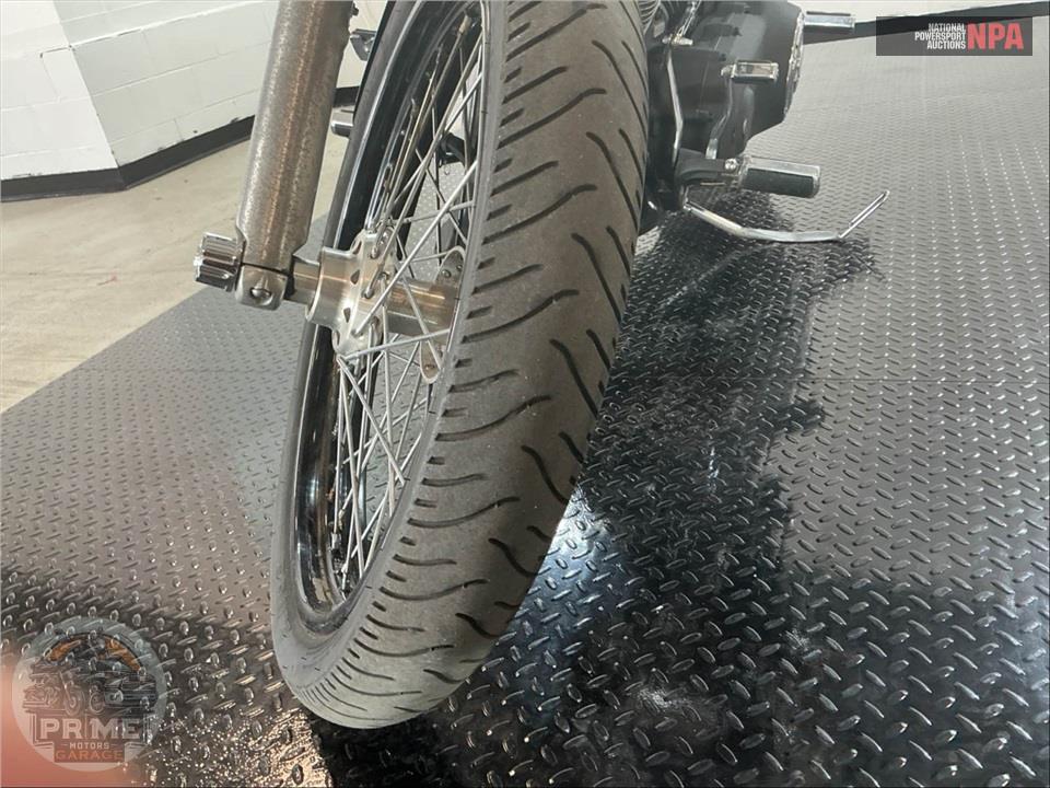 2010 Harley-Davidson FXDWG DYNA WIDE GLIDE — фото 21