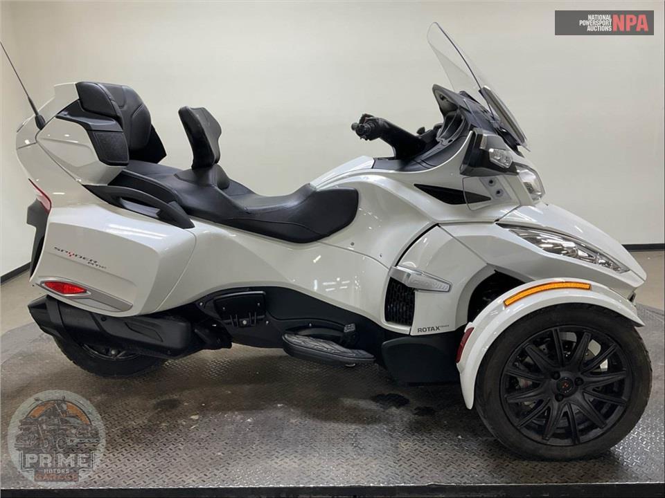 2017 CAN-AM SPYDER RT-S SE6