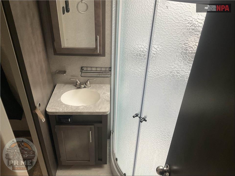 2019 Flagstaff By Forest River M-524LWS - SUPER LITE FIFTH WHEEL SERIES — фото 19