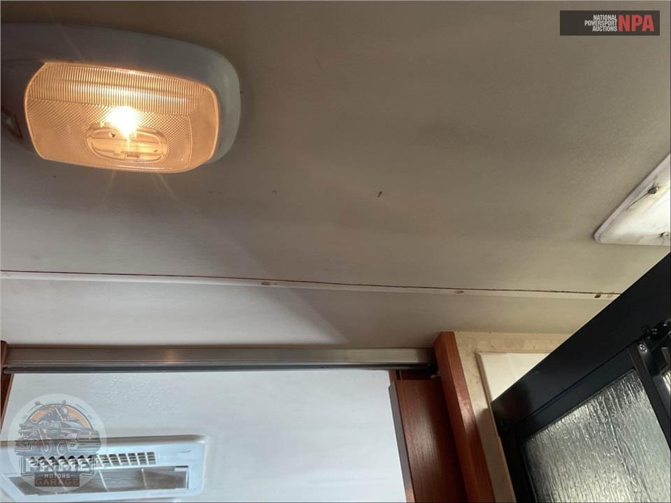 2011 Coachmen By Forest River M-31 FK FORD E45 - FREELANDER SERIES — фото 47