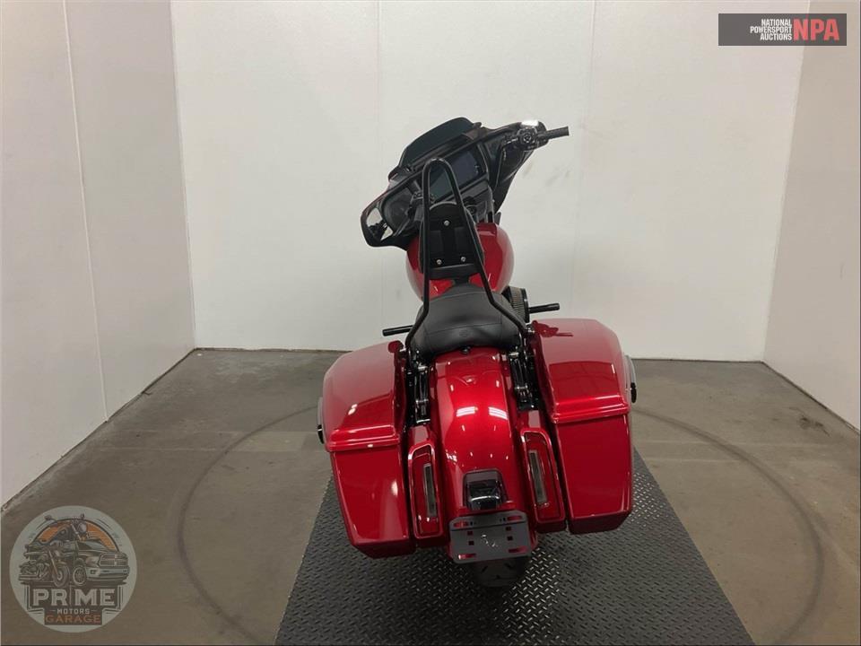 2025 Harley-Davidson FLHX STREET GLIDE — фото 4
