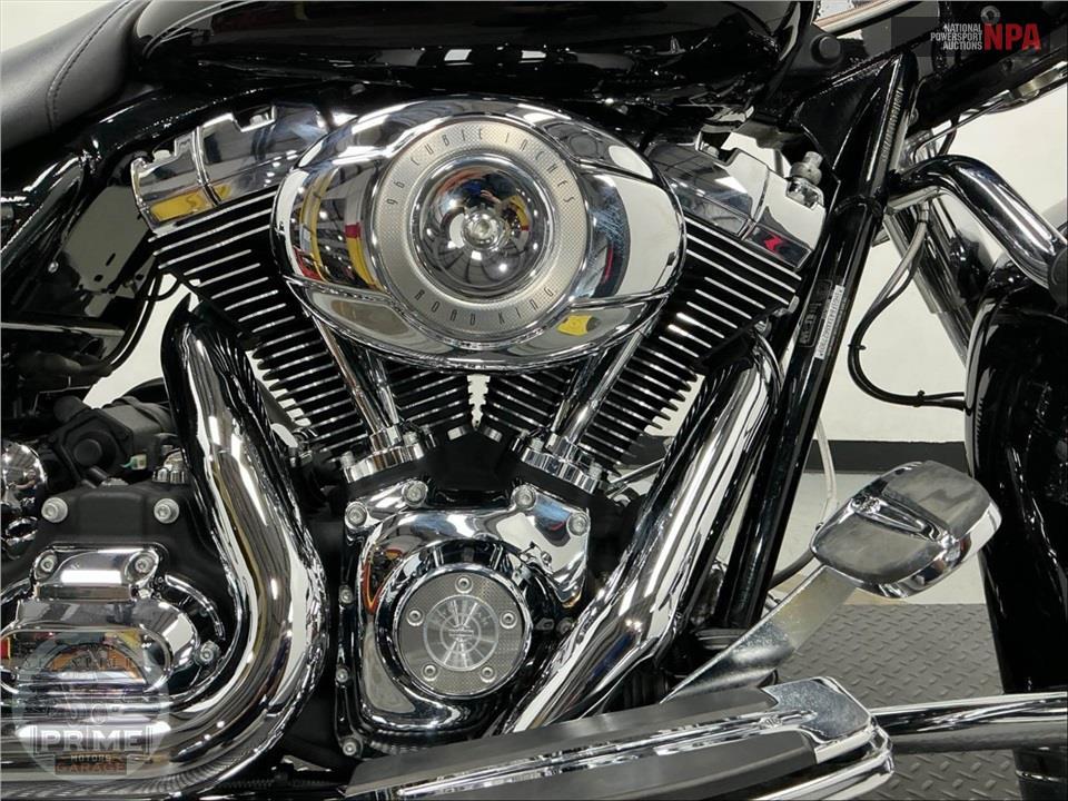 2010 Harley-Davidson FLHR ROAD KING — фото 6