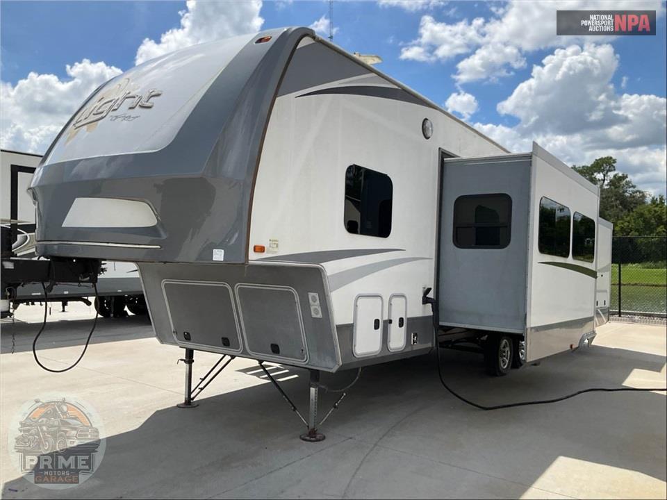 2017 Highland Ridge Rv M-295FBH - LIGHT FIFTH WHEEL SERIES — фото 2