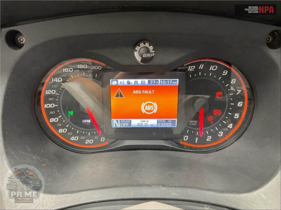 2012 Can-Am SPYDER RT SE5 AUDI&CONVI — фото 5