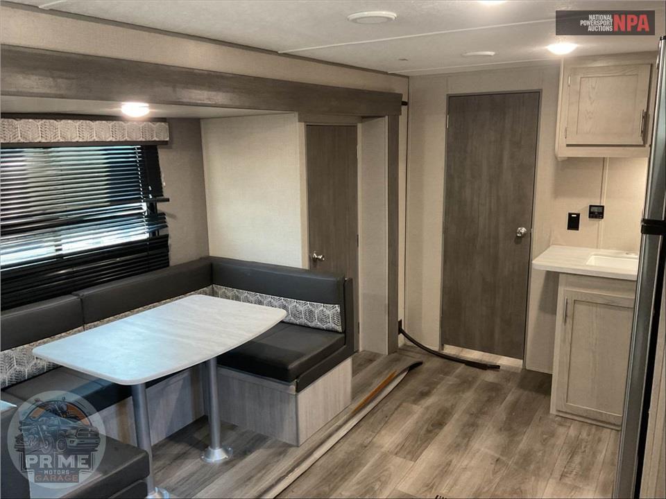 2023 Coachmen By Forest River M-271 DBS CATALINA SUMMIT SERIES — фото 6