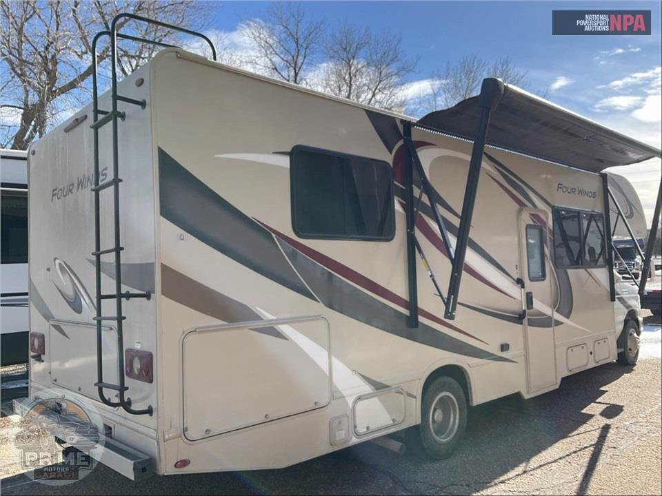 2019 Thor Motor Coach M-28Z E450-V10 - FOUR WINDS SERIES — фото 3