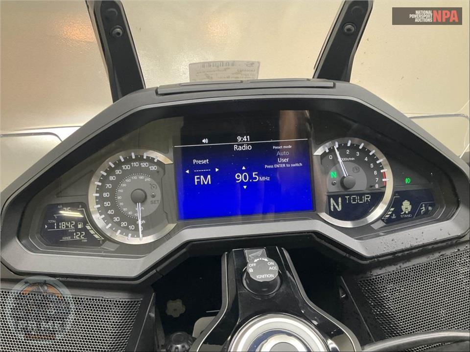 2021 Honda GL1800D GOLDWING TOUR DCT — фото 5