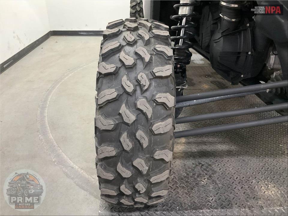 2022 Can-Am MAVERICK X3 X RS TURBO RR SMART-SHOX (DESERT TAN & CARBON BLACK RED) — фото 19