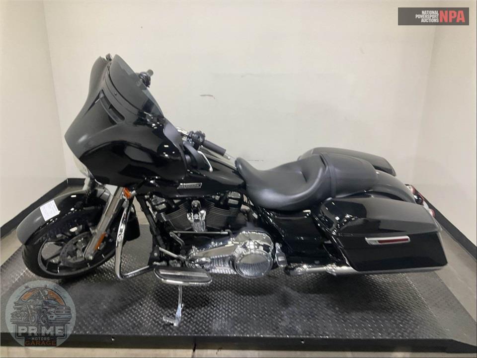 2023 Harley-Davidson FLHX STREET GLIDE — фото 3