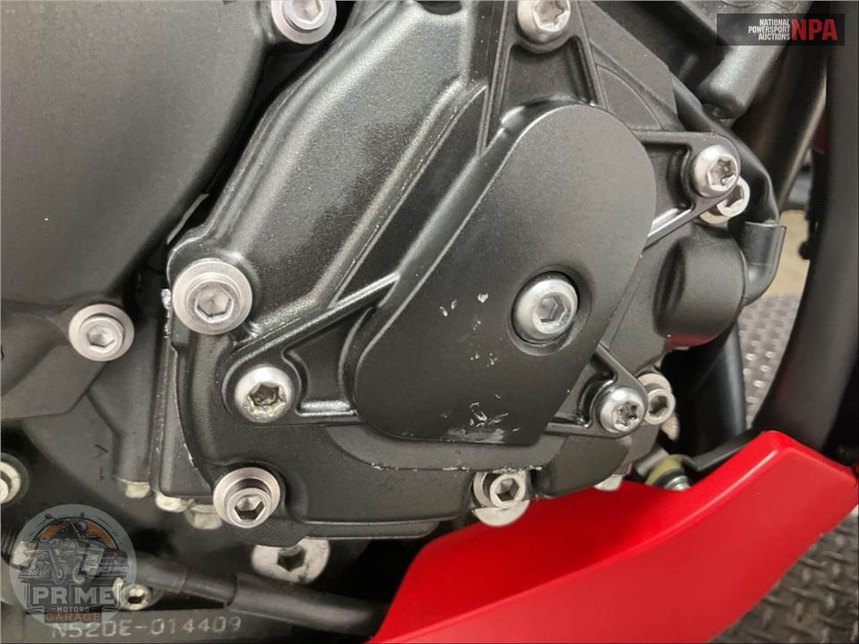 2011 Yamaha YZF-R1 RED — фото 9