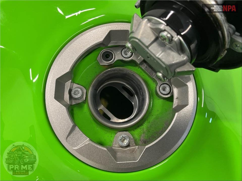2025 Kawasaki ZX636JSFAL NINJA ZX-6R KRT (ABS) — фото 16