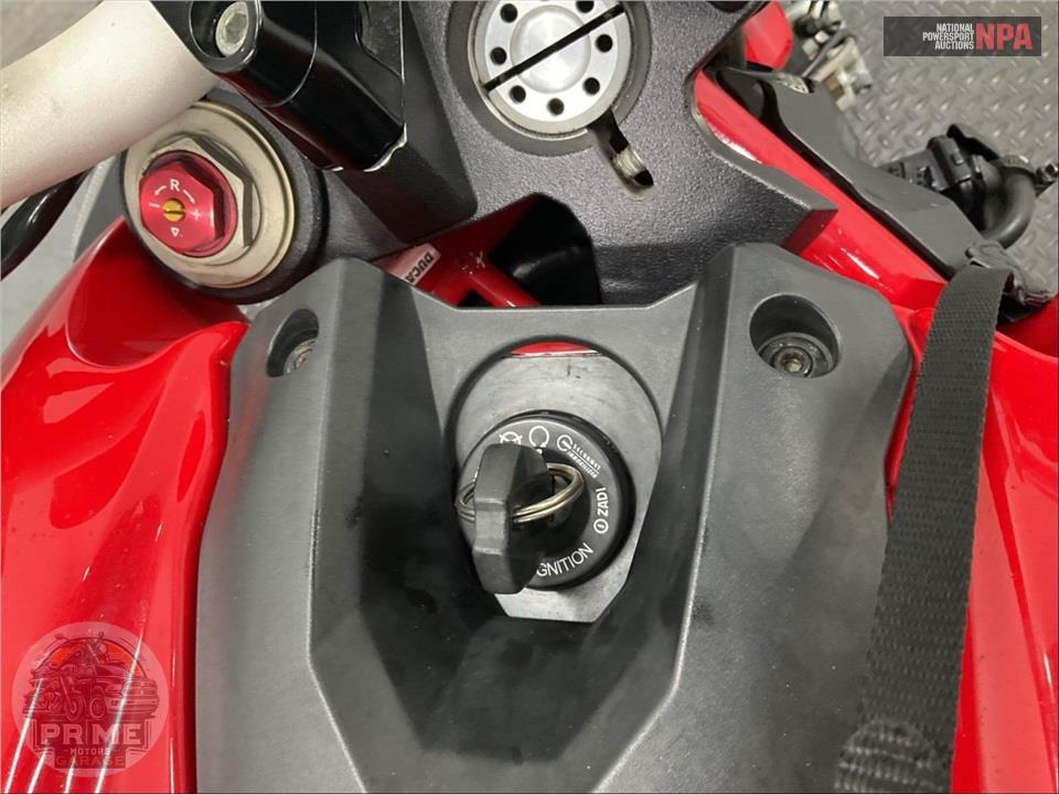2014 Ducati STREETFIGHTER 848 — фото 12