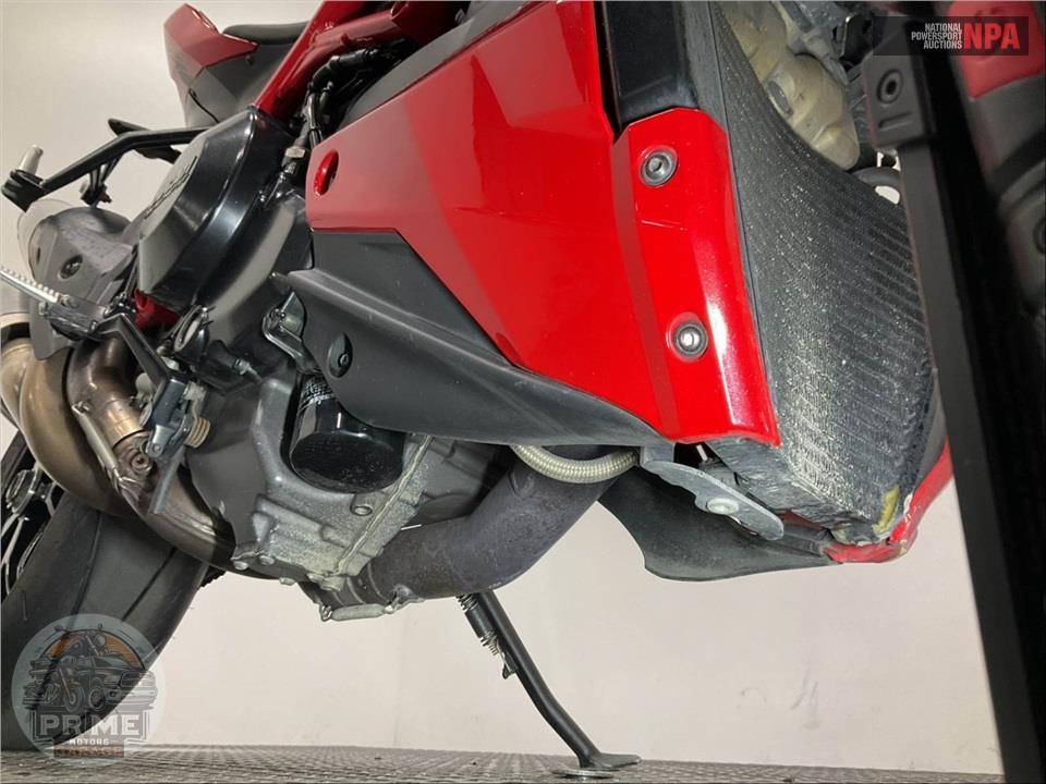 2014 Ducati STREETFIGHTER 848 — фото 13