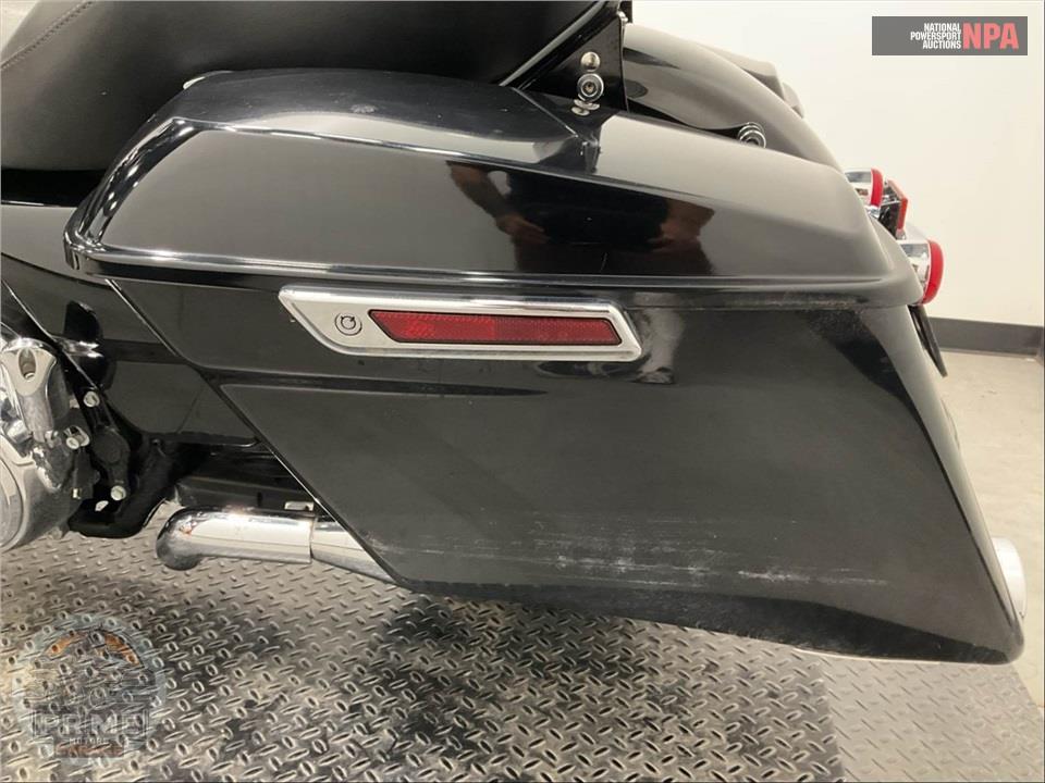 2020 Harley-Davidson FLHX STREET GLIDE — фото 19