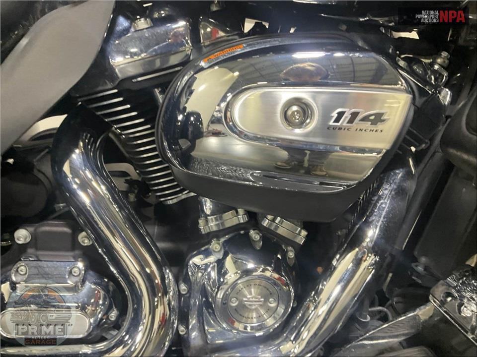 2021 Harley-Davidson FLHTCUTG TRI GLIDE ULTRA CLASSIC — фото 6