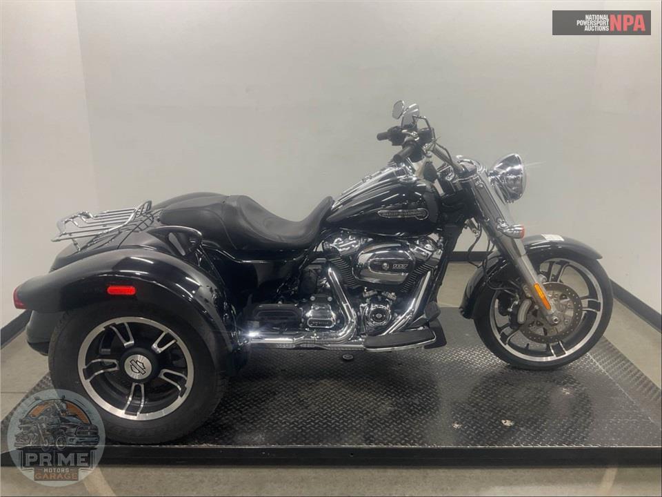 2018 Harley-Davidson TRIKE FREEWHEELER FLRT107 — фото 1
