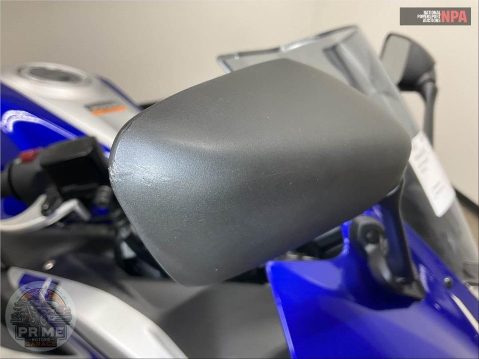2016 Yamaha YZF-R3 — фото 16