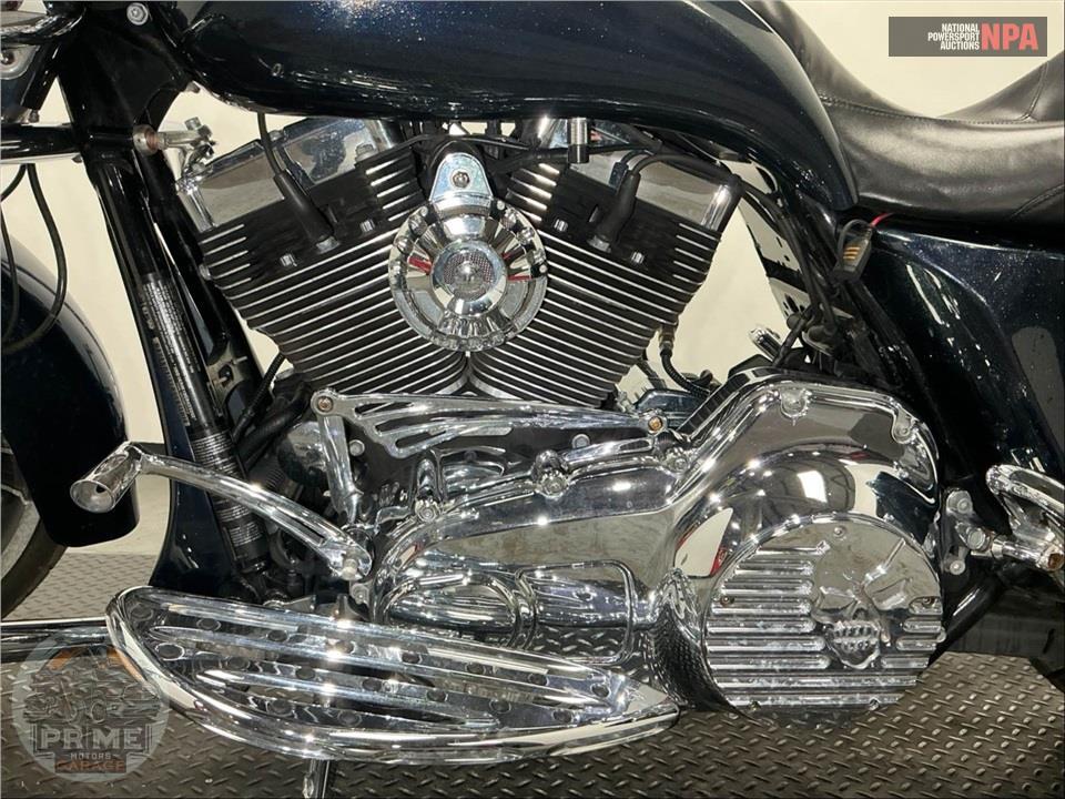 2016 Harley-Davidson FLHXS STREET GLIDE SPECIAL — фото 7