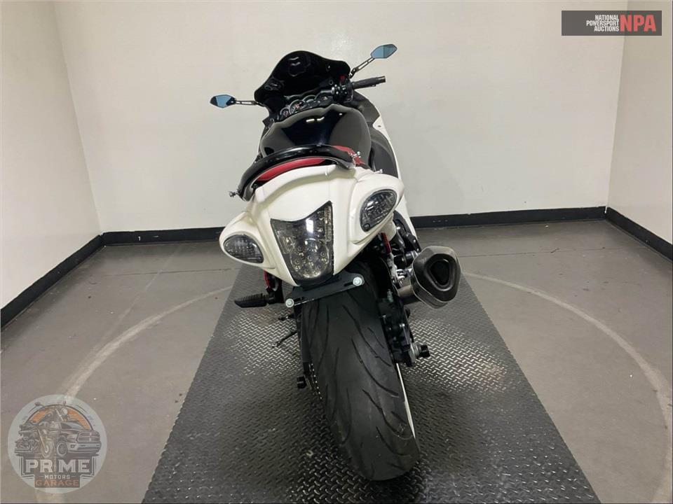 2019 Suzuki GSX1300RAL9 HAYABUSA — фото 4