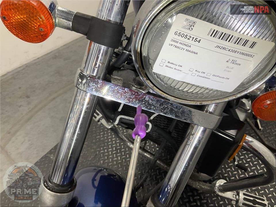 2000 Honda VF750C2Y MAGNA — фото 28