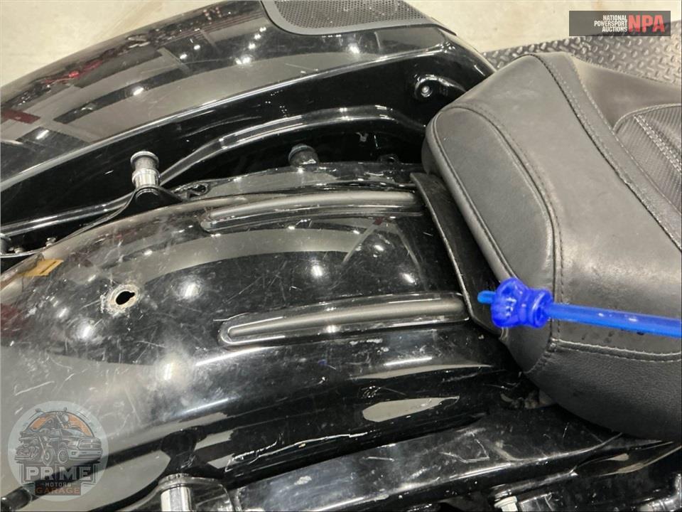 2021 Harley-Davidson FLTRXSE CVO ROAD GLIDE — фото 48