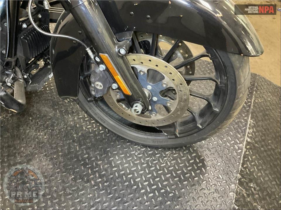 2019 Harley-Davidson FLTRXS ROAD GLIDE SPECIAL — фото 46
