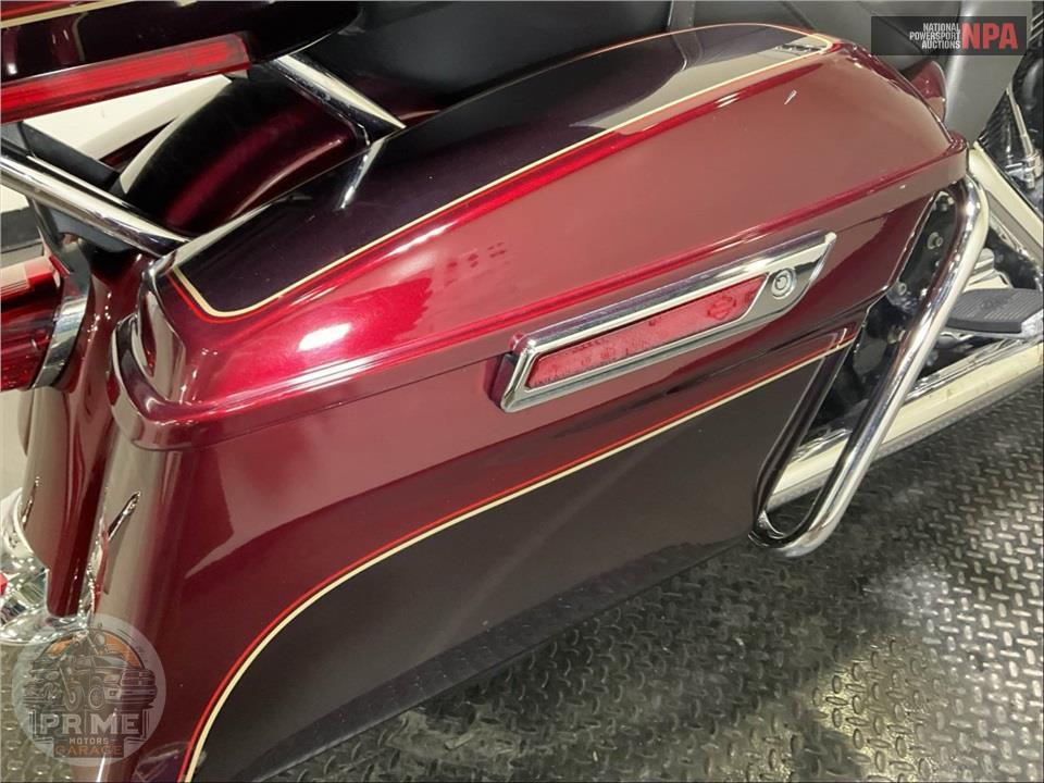 2015 Harley-Davidson FLHTCUL ULTRA CLASSIC LOW — фото 34