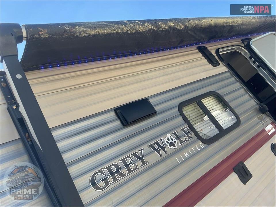 2019 Cherokee By Forest River M-22RR GREY WOLF TOY HAULER SERIES — фото 37