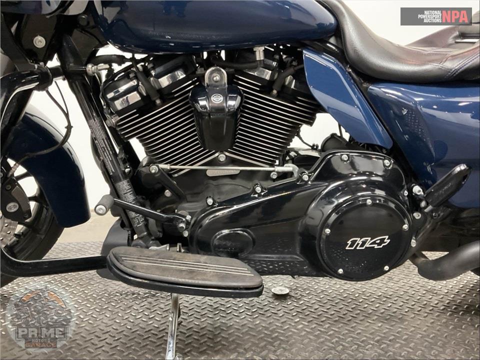 2019 Harley-Davidson FLTRXS ROAD GLIDE SPECIAL — фото 7