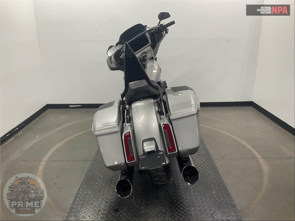 2023 Harley-Davidson FLHXSE CVO STREET GLIDE — фото 4