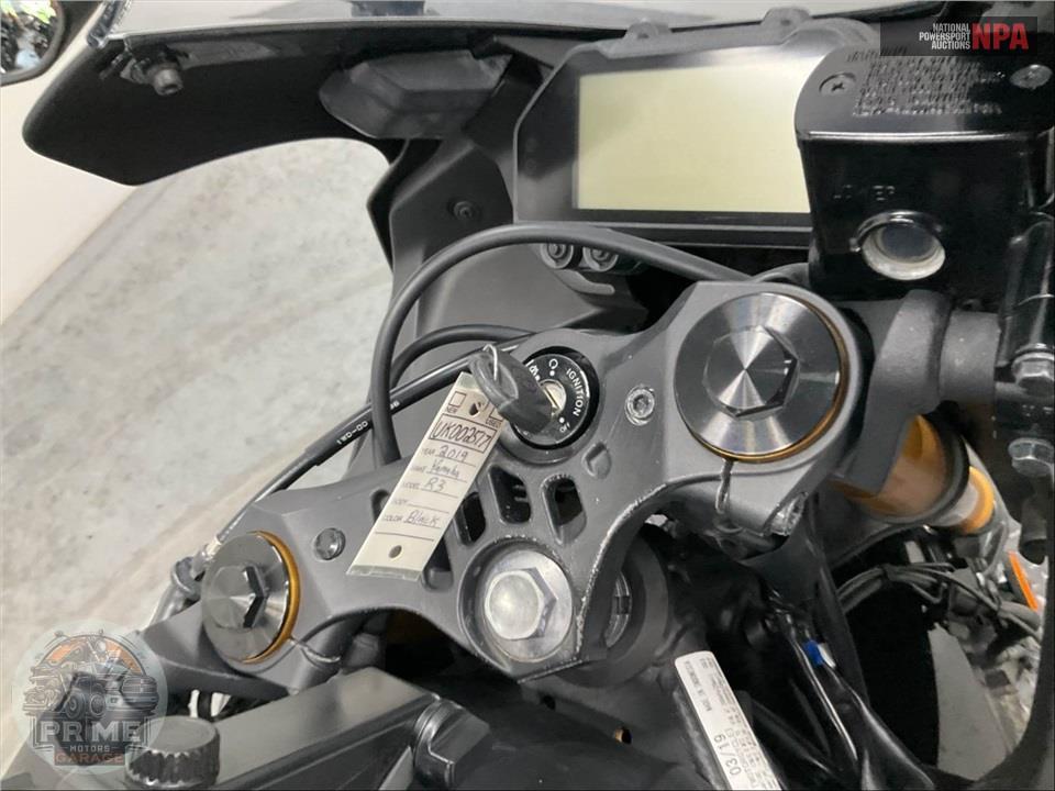 2019 Yamaha YZF-R3 — фото 11