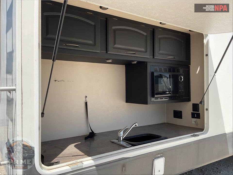 2013 Sandpiper By Forest River M-376BHOK - FIFTH WHEEL SERIES — фото 32
