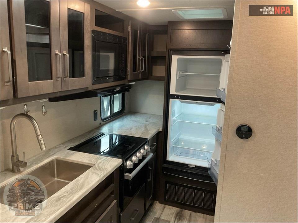 2023 Grand Design Recreational Vehicles M-200MK - TRANSCEND XPLOR SERIES — фото 18