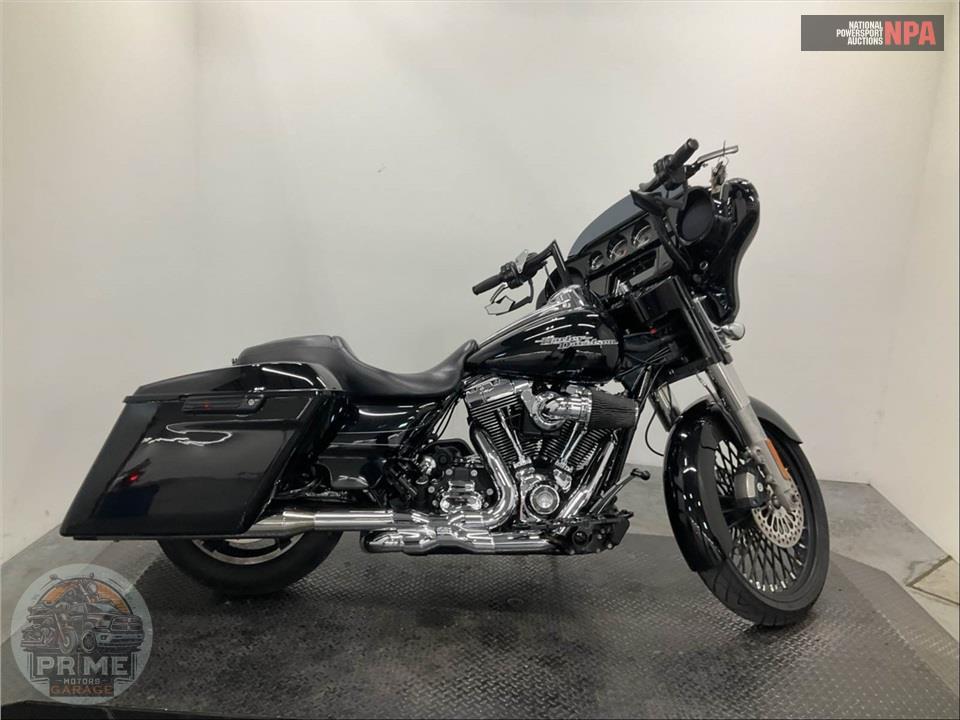 2014 Harley-Davidson FLHXS STREET GLIDE — фото 1