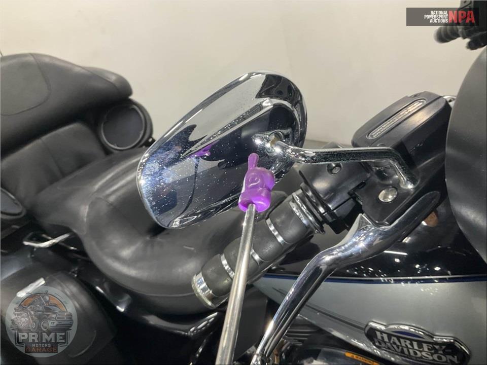2013 Harley-Davidson FLHTCUTG TRIGLIDE UL CLSC — фото 33