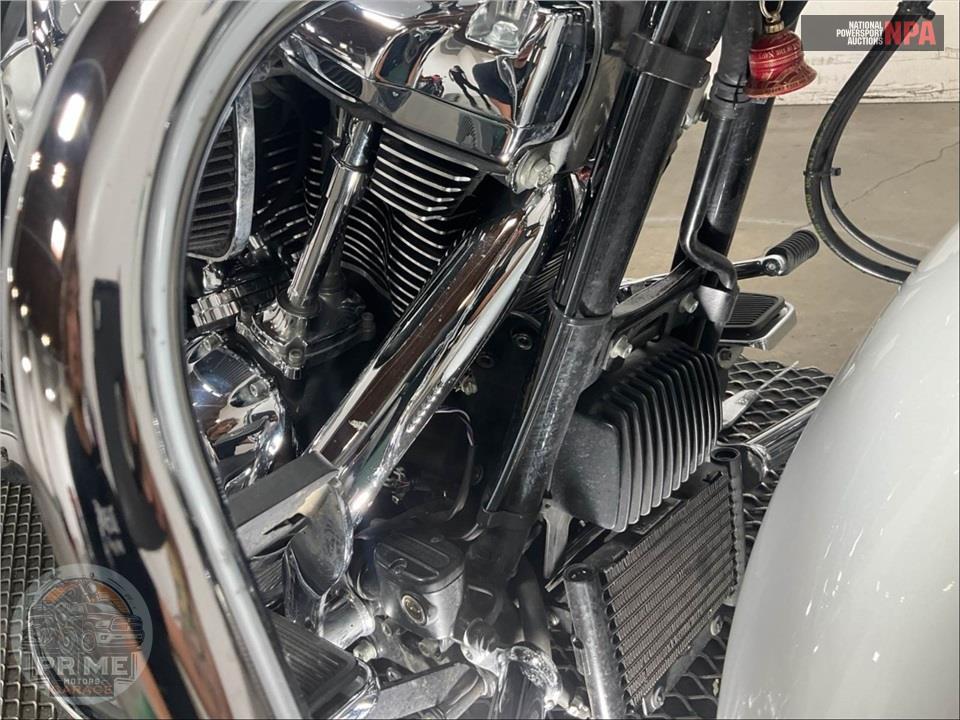 2020 Harley-Davidson FLHR ROAD KING — фото 12