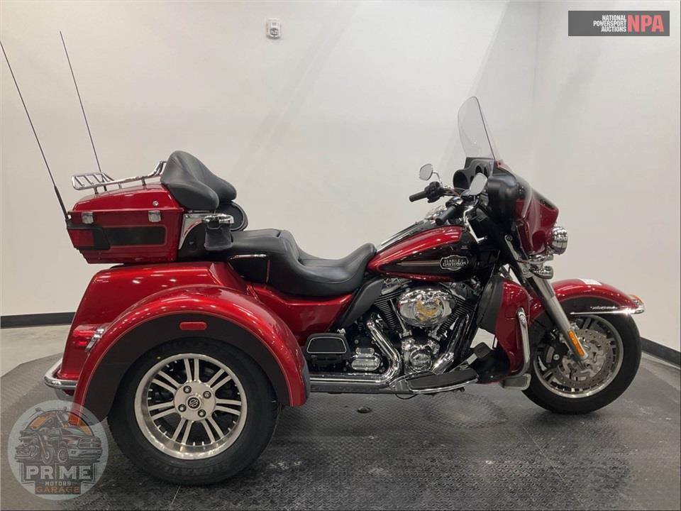 2012 HARLEY-DAVIDSON FLHTCUTG TRIGLIDE UL CLSC