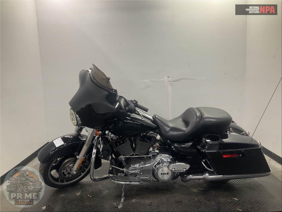 2013 Harley-Davidson FLHX STREET GLIDE — фото 3