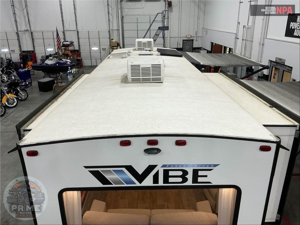 2021 Vibe By Forest River M-28RL -  SERIES — фото 25