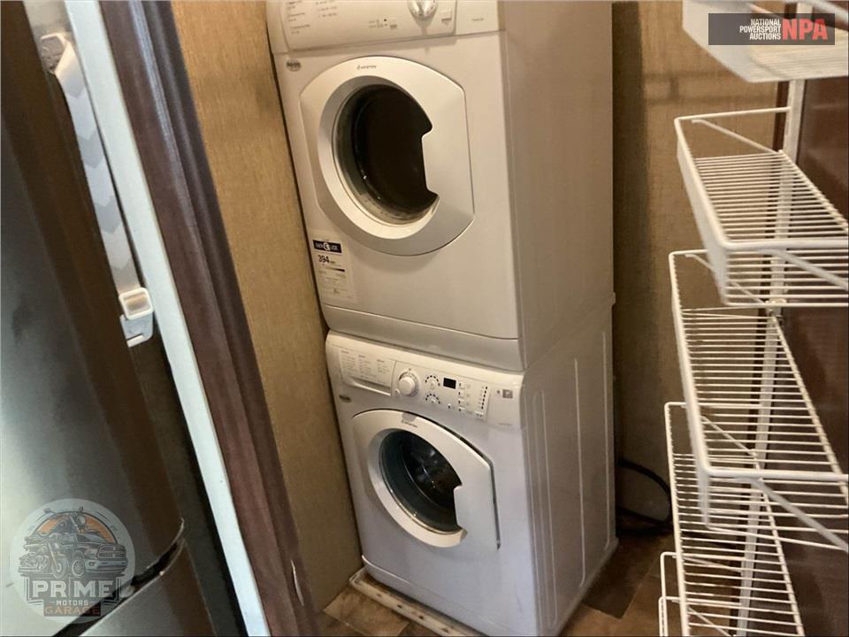 2016 Keystone Rv M-326 FWBHS - SPRINTER FIFTH WHEEL SERIES — фото 40
