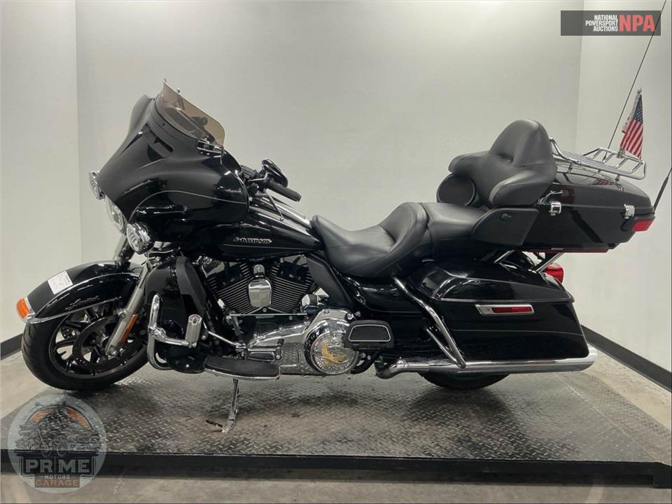 2015 Harley-Davidson FLHTK ELECTRA GLIDE ULTRA LIMITED — фото 3